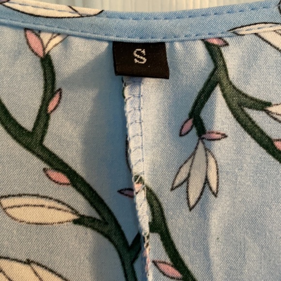 Women’s Floral Wrap Dress - Picture 10 of 12